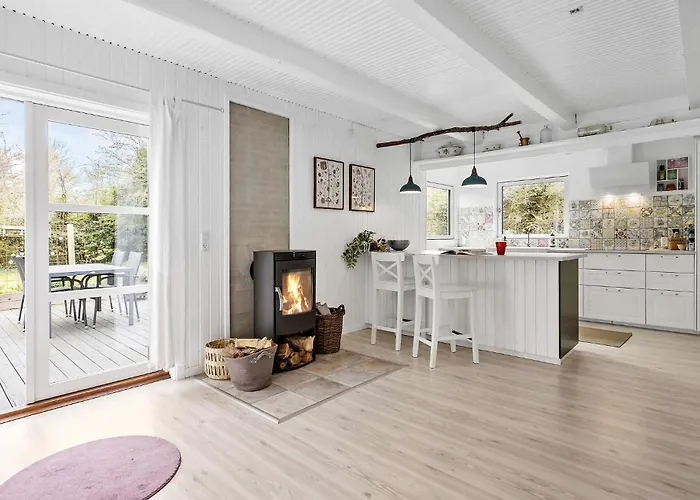 Ferienhaus 3 Bedroom Gorgeous In *